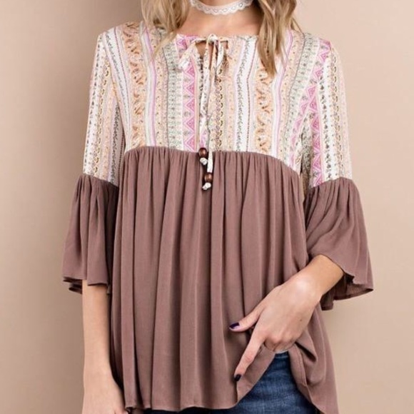 Bell Sleeve Mocha Mix & Max Tunic Top - Picture 3 of 3